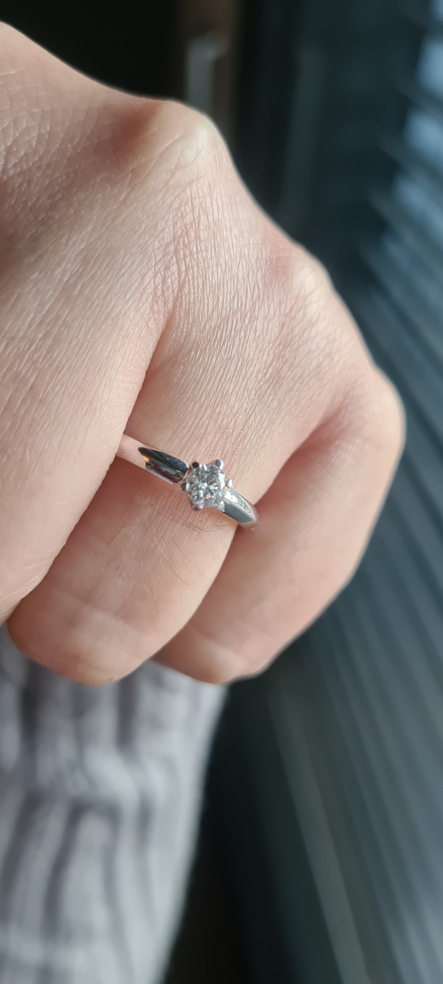 Bague or blanc et diamant